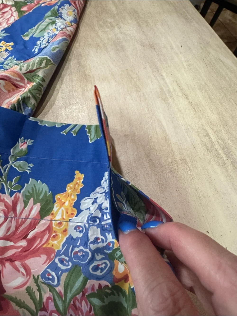 Ralph Lauren 86” Melissa Blue Rod Pocket Drapes (4)Tie backs (4) Valance (1)